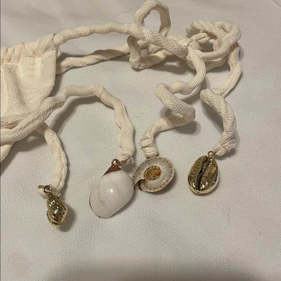 Seashell Textured String Bikini - Picture 9 of 9